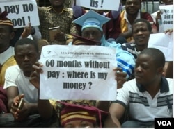 Some teachers say they have gone without pay for as long as five years, in Yaounde, Cameroon, March 28, 2017. (M.E. Kindzeka/VOA)