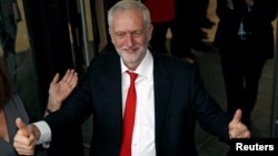 DŽeremi Korbin, lider opozicione Laburističke partije, u stranačkim prostorijama u Londonu, 9. juna 2017.