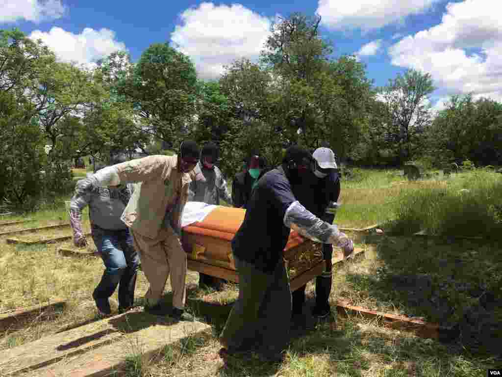 Bekezela Maduma was laid to rest Monday (Photo: Albert Ncube)