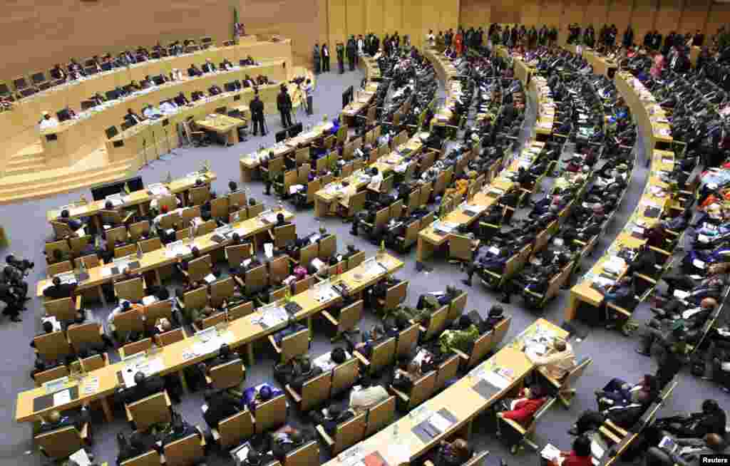 Vista geral da cerimónia de abertura da 22&ordf; Sessão Ordinária da Cimeira da União Africana, na capital da Etiópia, Adis Abeba, Jan. 30, 2014. 