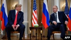 Madaxweyne Trump iyo Madaxweyne Putin oo ku kulmay magaalada Helsinki, bsihii July 16, 2018.