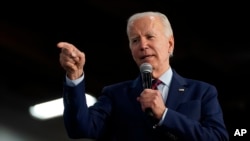 El presidente de EEUU, Joe Biden, habla en un evento de Campaña en California en favor del representante demócrata Mike Levin, el 3 de agosto de 2022.