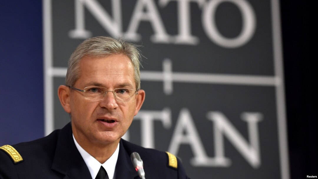 General Deni Mersije, vrhovni komandant Savezničkog zapovedništva za transformiranje u NATO-u, tokom pres konferencije nakon 117. Vojnog komiteta šefova odbrane u Briselu, Belgija, 17. maja 2017.