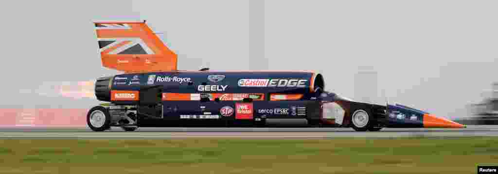 The Bloodhound SuperSonic Car, which will attempt to break the 1,000 mph barrier in 2019, makes its first public test run, at Newquay Airport, in Newquay, Britain.