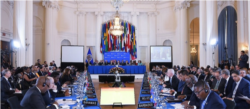 Representantes de países miembro de la OEA participan el martes 20 de octubre de 2020 en la apertura de la 50 Asamblea General del organismo interamericano, en un contexto marcado por la pandemia del COVID-19. [Captura tomada de la web de la OEA]