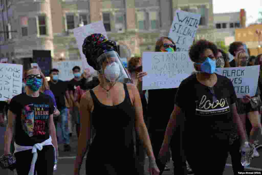 Peaceful protests in Harrisonburg