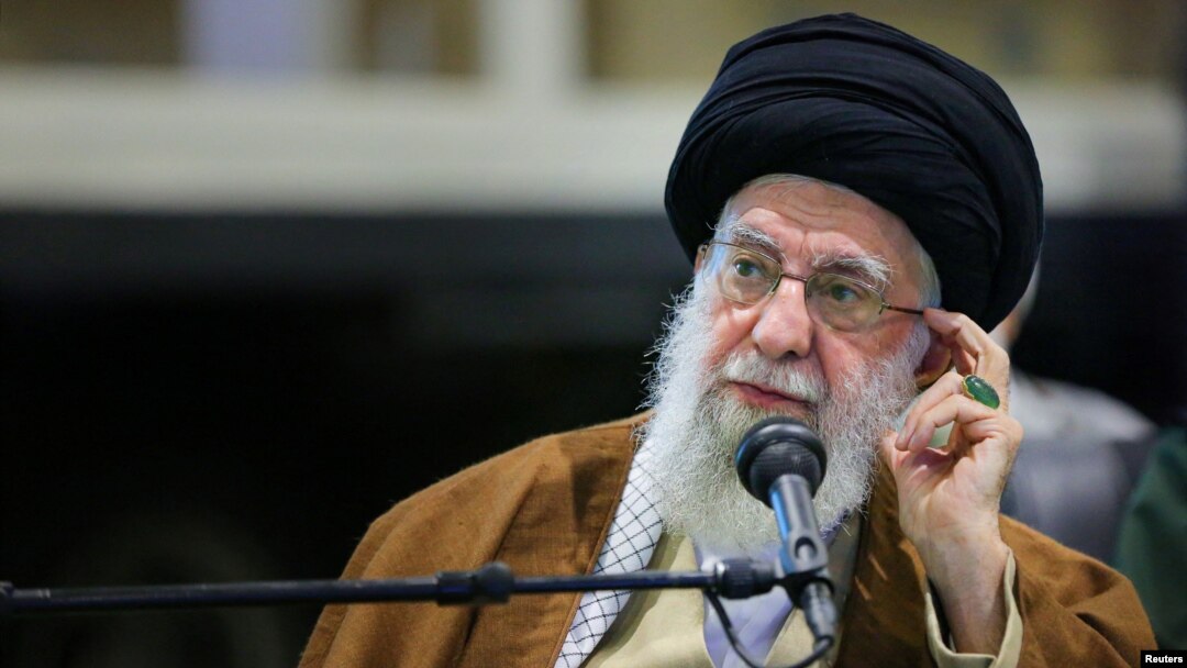 Lãnh đạo tối cao Iran Ayatollah Ali Khamenei thề sẽ trả thù vụ Israel không kích giết chết hai tướng lĩnh hàng đầu và năm cố vấn quân sự của họ tại khu đại sứ quán Iran ở Damascus.