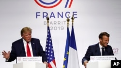 Le président américain Donald Trump et le président français Emmanuel Macron, après leur conférence de presse conjointe au sommet du G7, le lundi 26 août 2019 à Biarritz, dans le sud-ouest de la France.