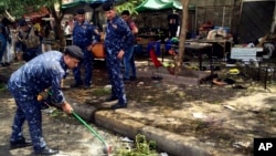 Forças de segurança limpam local do atentado