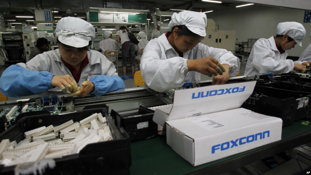 Dây chuyền lắp ráp tại nhà máy Foxconn.