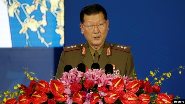 朝鲜人民武装力量省副相金亨龙2019年10月21日在北京香山论坛上讲话。
