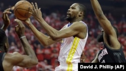 Kevin Durant des Golden State Warriors, Houston, Texas, le 14 mai 2018. 