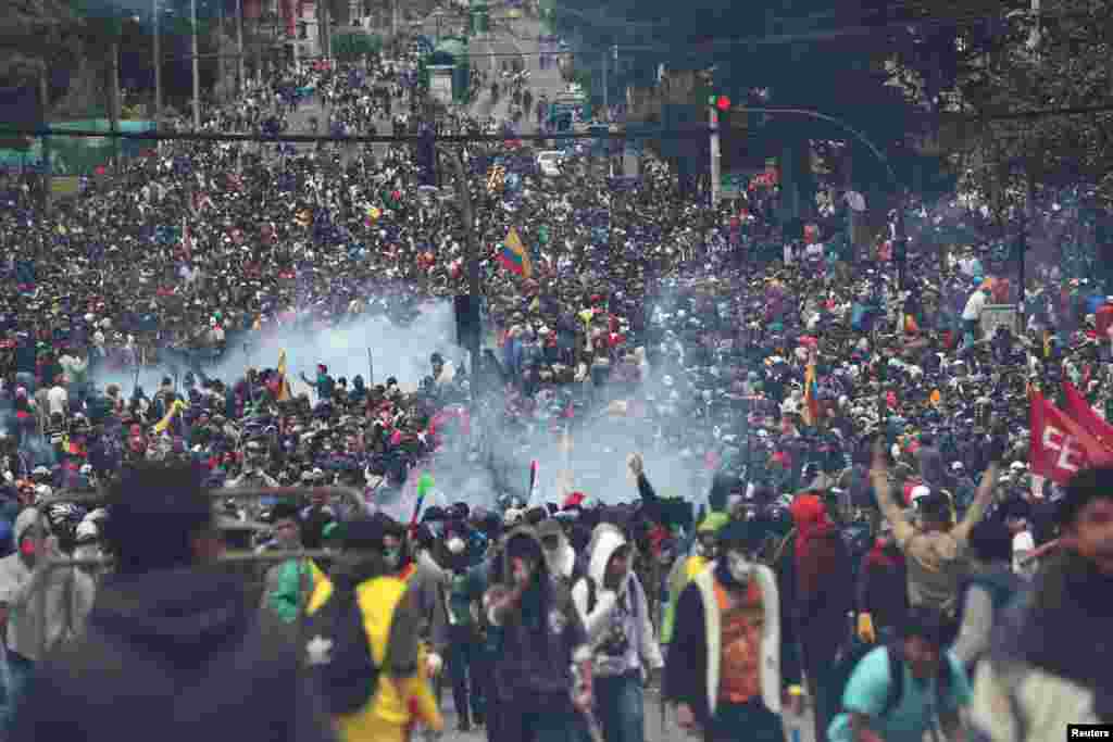 Durante varios días se han sucedido las demostraciones de protesta contra las medidas de austeridad del presidente de Ecuador, Lenín Moreno, Quito,octubre 8, 2019. REUTERS/Ivan Alvarado.