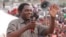 Hakainde Hichilema, du parti d'opposition zambien United for National Development, s'adresse à un rassemblement électoral à Lusaka, en Zambie, en janvier 2015.