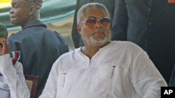 Ghana's former president Jerry Rawlings attends the inauguration ceremony of John Atta Mills at the independence square in Accra, January 7, 2009 (file photo)