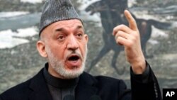 Presiden Afghanistan Hamid Karzai diperkirakan akan meminta bantuan India untuk memperkuat lembaga-lembaga militer dan keamanannya (foto: dok). 