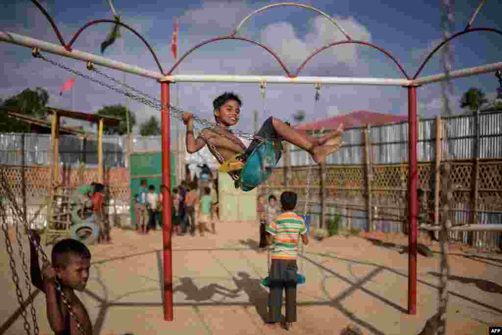 Rohingya refugee children play in a playground in the Thangkhali refugee camp near Cox&#39;s Bazar, Bangladesh, Aug. 9, 2018.