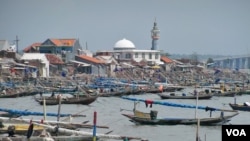 Desa nelayan di Nambangan, Surabaya, Jawa Timur. (Foto: Dok)