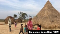 Le campement d’éleveurs peuls mbororo, à Botombo, le 12 janvier 2021. (VOA/Emmanuel Jules Ntap) 