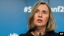 European Union foreign policy chief Federica Mogherini, seen in this April 25, 2018 file photo, is expected to host a meeting Tuesday with the foreign minister of Britain, France, and Germany in Brussels to discuss the future of the Iran nuclear deal.