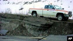 4. novembra 2002. godine Aljasku je pogodio zemljotres koji je pričinio veliku materijalnu štetu