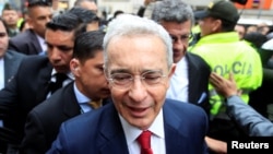 El expresidente de Colombia, Álvaro Uribe, llega a la Corte Suprema de Justicia el 8 de octubre de 2019.