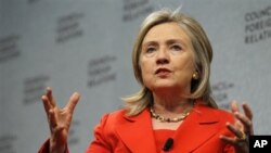 美国国务卿克林顿9月在华盛顿发表讲话