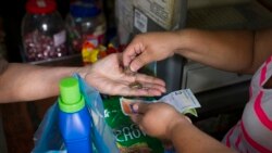  Los precios se ajustan en Venezuela, aunque todavía queda un largo camino por recorrer para aplacar la inflación
