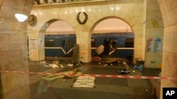 A subway train hit by a explosion stays at the Tekhnologichesky Institut subway station in St.Petersburg, Russia, April 3, 2017. 