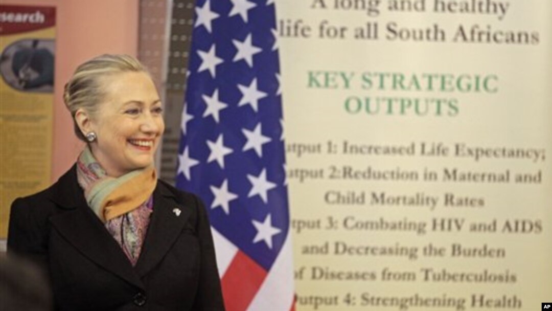 Menteri Luar Negeri AS, Hillary Clinton di Cape Town, Afrika Selatan (8/8). 