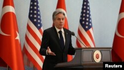 آقای بلینکن روز دوشنبه در یک کنفرانس خبری با وزیر خارجه ترکیه به مساله ایران اشاره کرد. 