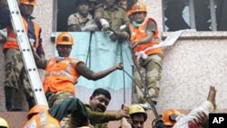 কলকাতায় হাসপাতালে অগ্নিকান্ডে ৮৯ জন প্রাণ হারিয়েছে