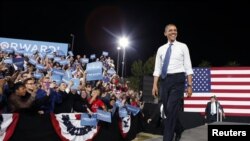 Rais Obama akiwa katika kampeni za urais huko Las Vegas, Nevada October 24, 2012. 