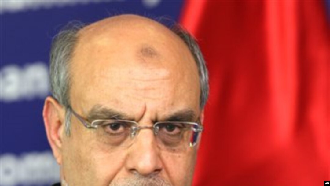 Umushikiranganji wa mbere w'igihugu ca Tunisia aha ikiganiro abamenyeshamakuru