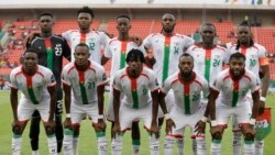 Equipa do Burkina Faso no jogo contra a Etiópia, Camarões, 17 de Janeiro 2022