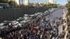 معترضان به گرانی بنزین در اصفهان - شنبه ۲۵ آبان