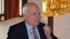 Thượng nghị sĩ McCain tới Miến Điện