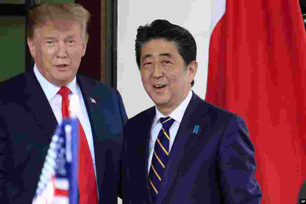 ဂျပန် ဝန်ကြီးချုပ် ရှင်ဇိုအာဘေးနဲ့ အမေရိကန်သမ္မတ Donald Trump