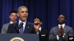 Presiden AS Barack Obama berbicara dalam KTT My Brother's Keeper di auditorium Gedung Putih di Washington (14/12). (AP/Manuel Balce Ceneta)