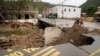 ARCHIVO - Las secuelas del huracán Helene, el 1 de octubre de 2024, en Hot Springs, Carolina del Norte (AP Foto/Jeff Roberson).