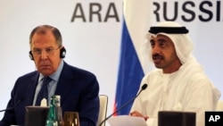 Russian Foreign Minister Sergey Lavrov, left, and Emirati Foreign Minister Sheikh Abdullah bin Zayed Al Nahyan speak during a press conference in Abu Dhabi, United Arab Emirates, Feb. 1, 2017. 