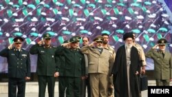 حکومت جمهوری اسلامی ایران از شبه نظامیان و گروه های تروریسی از جنوب خلیج فارس تا شرق مدیترانه حمایت می کند. 