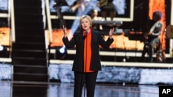 Hillary Clinton di perhelatan Black Girls Rock 2016! New Jersey Performing Arts Center, Newark, N.J.