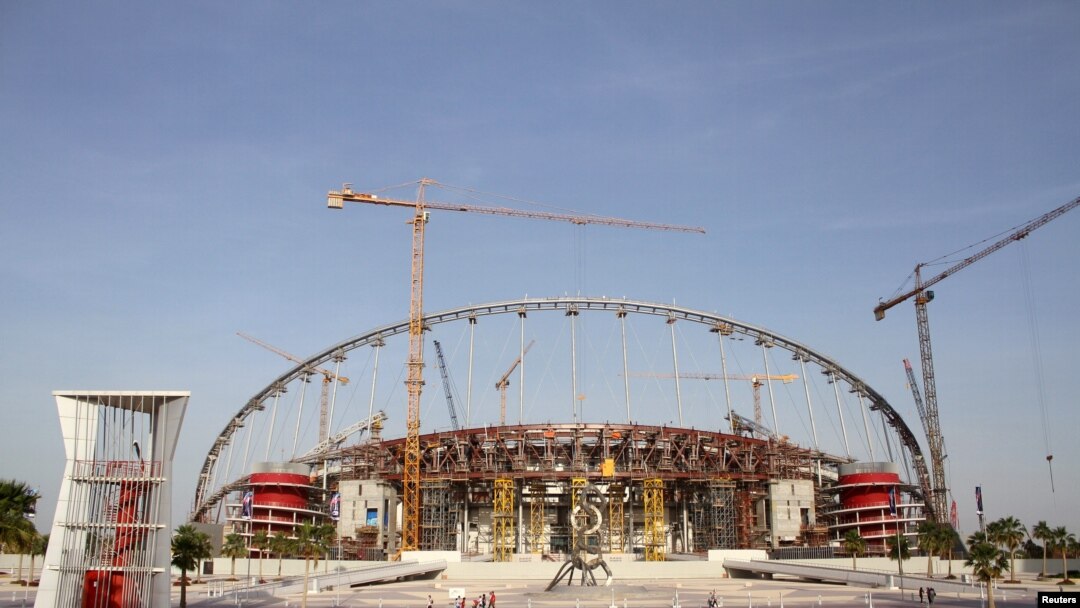 Xalifa xalqaro stadionida qurilish ishlari avjida. 2016-yil mart 