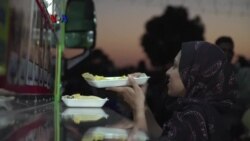 Mencicipi Kuliner Halal Uyghur