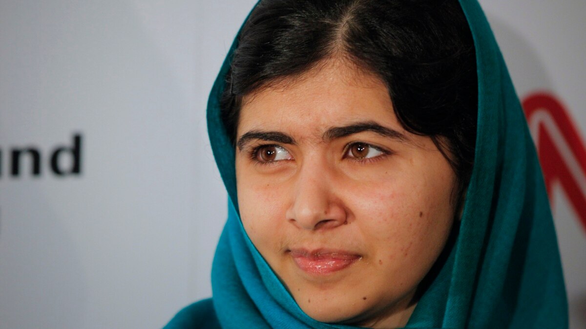 Malala Yousafzai Recoit Le Prix Sakharov Pour La Liberte De Pensee