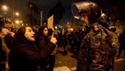ဆန္ဒပြမှုတွေကြောင့် အီရန် လုံခြုံရေးတိုးမြှင့်