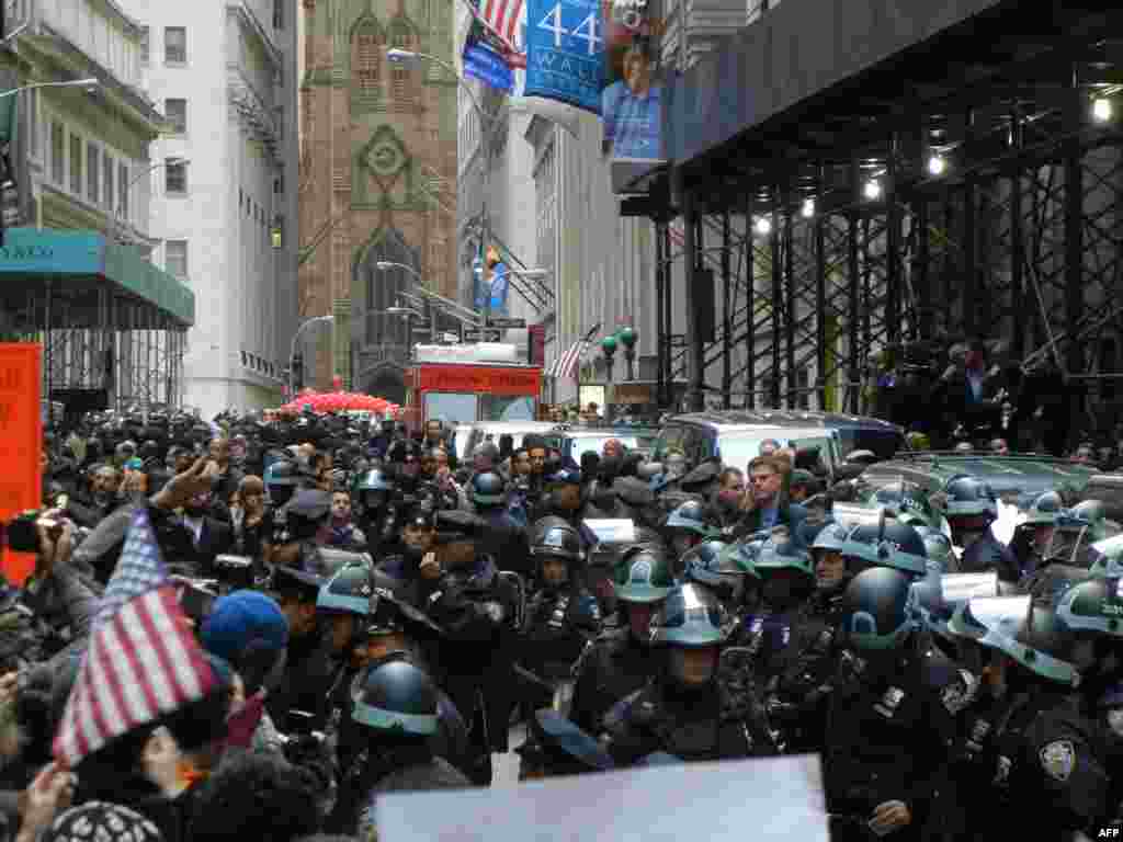В Нью-Йорке продолжаются массовые акции протеста