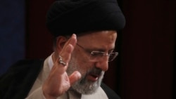 ایران کے نئے سخت گیر صدر ابراہیم رئیسی اکیس جون میں اپنے اپنے کا حلف اٹھا رہے ہیں (ایسوسی ایٹڈ پریس)