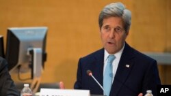 Ngoại trưởng Mỹ John Kerry phát biểu tại trụ sở Ngân Hàng Thế Giới ở Washington, ngày 14/4/2016.